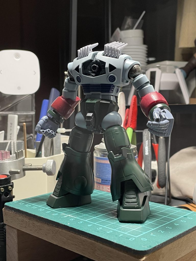 色々検討しましてこの時は、なんとジオングの…