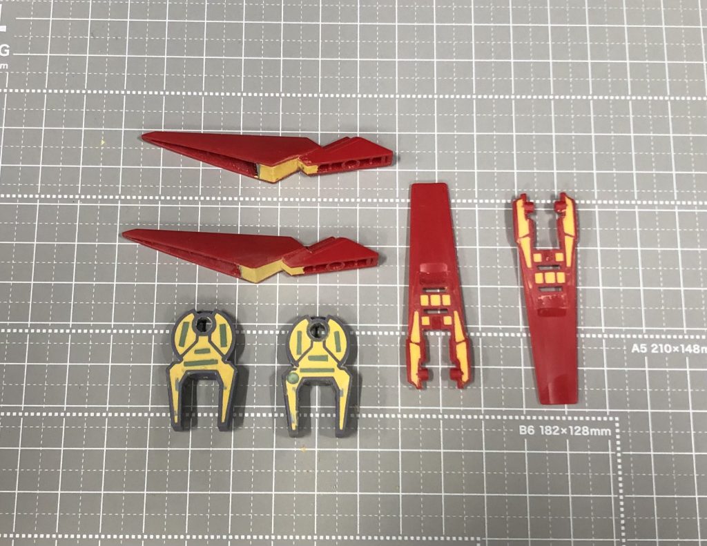 肉抜き穴補修6パーツだけ穴埋めしました。工作らしい工作はコレだけしかしてないような気がします。