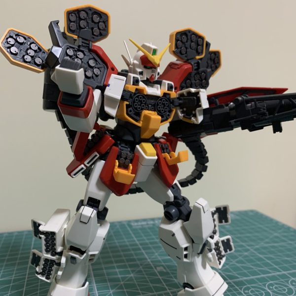 ガンダムヘビーアームスEW