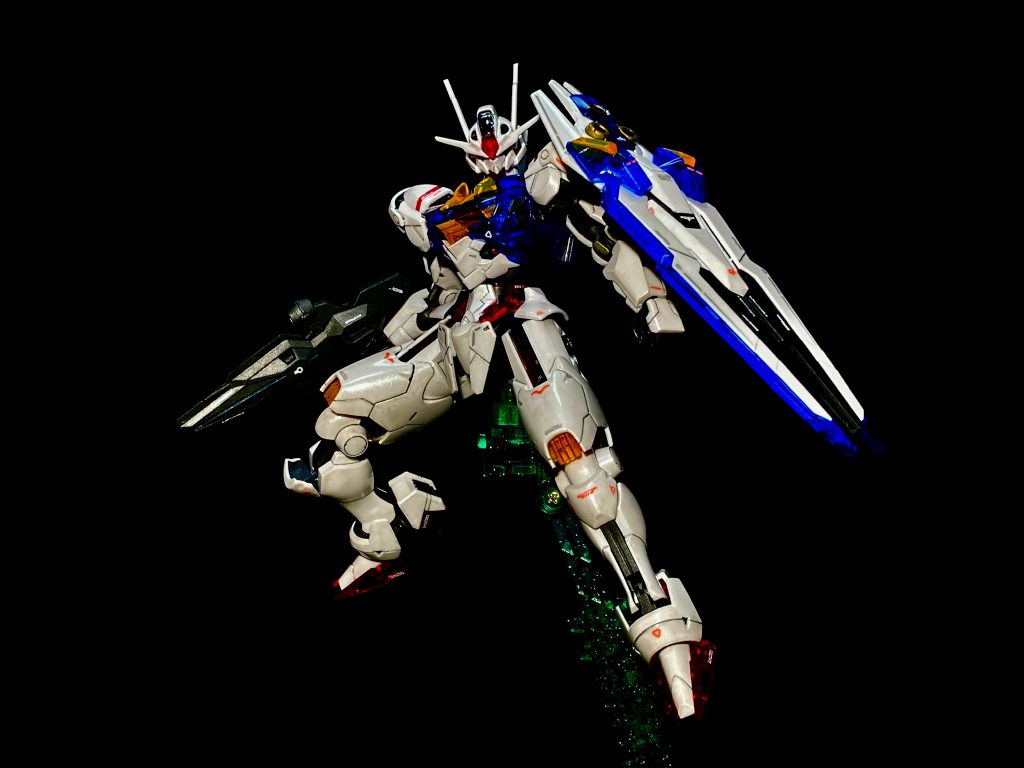 これにてエアリアル紹介は終了です。最新フォーマットとは言えちょっと足りない色とか合わせ目もあったり、85点のキットを作り手の努力でそれぞれの100点を目指す、まさしくHGキットでした。好きです。