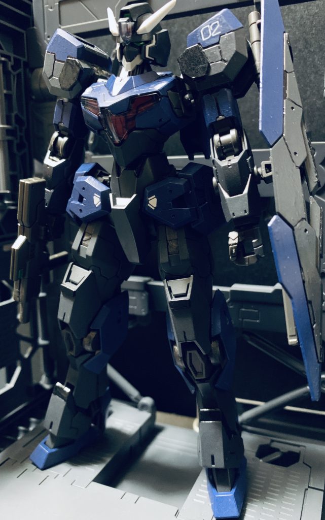 スジ堀り、プラ板足したりしてますがまだまだ練習が必要そうですね