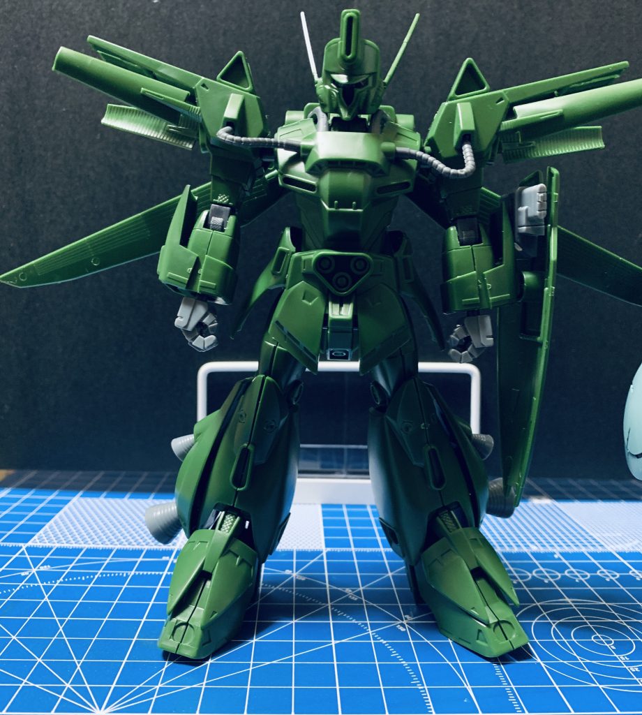 最後に素組み状態です、ちょっとした部分塗装だけでも十分にかっこよくなりそうです。楽しかったですし、勉強にもなりました。ありがとうダギイルス！