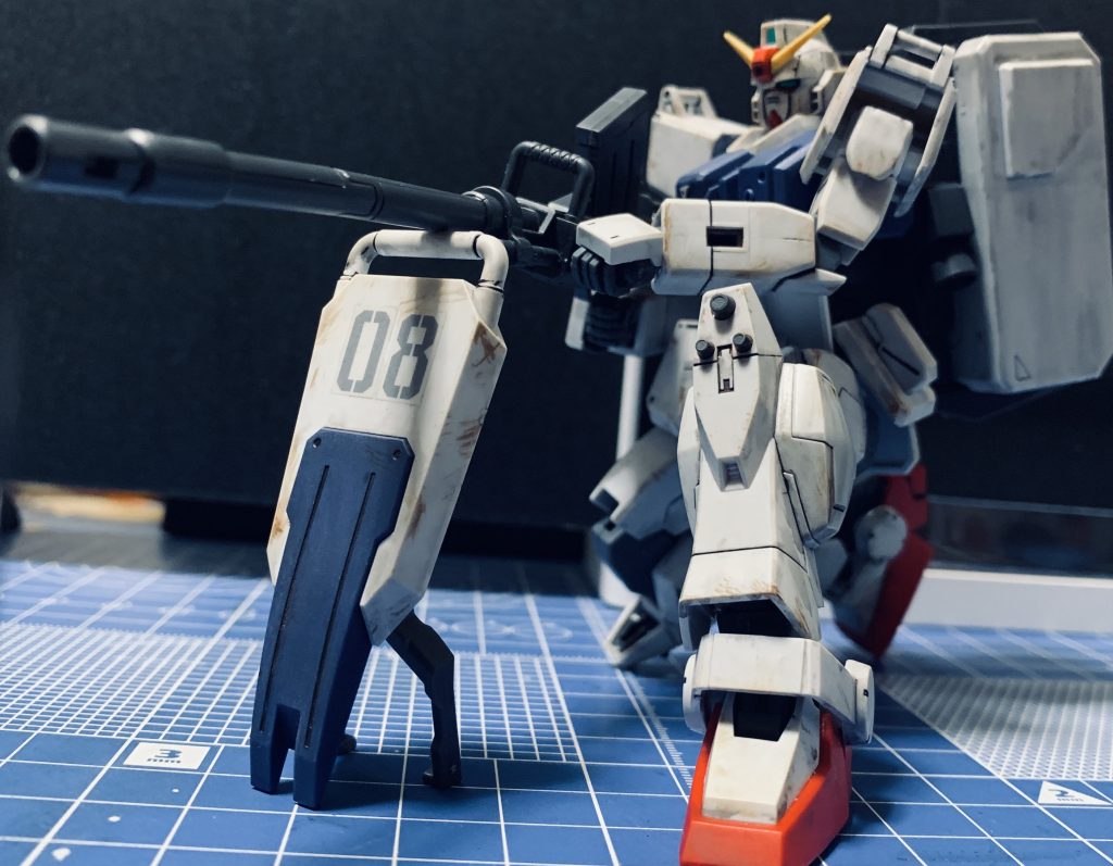 なんと陸ガンにはランドセル、ウェポンコンテナ、ライフル、マシンガン、180mmキャノンにサーベルとお得感満載のキットでした。そのうちまたウェザリングに挑戦してみようと思います、ありがとうざいました！