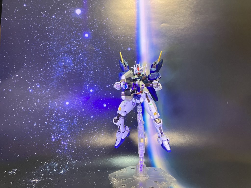 砲口と方向内部のセンサーを蛍光色で塗装したはいいけど、全然目立たくて駄目みたいですね・・・ビット展開についてはちょうどよいスタンドがないため省略という名の手抜き。皆さんよくやってるしよく見てるし、いいよね?