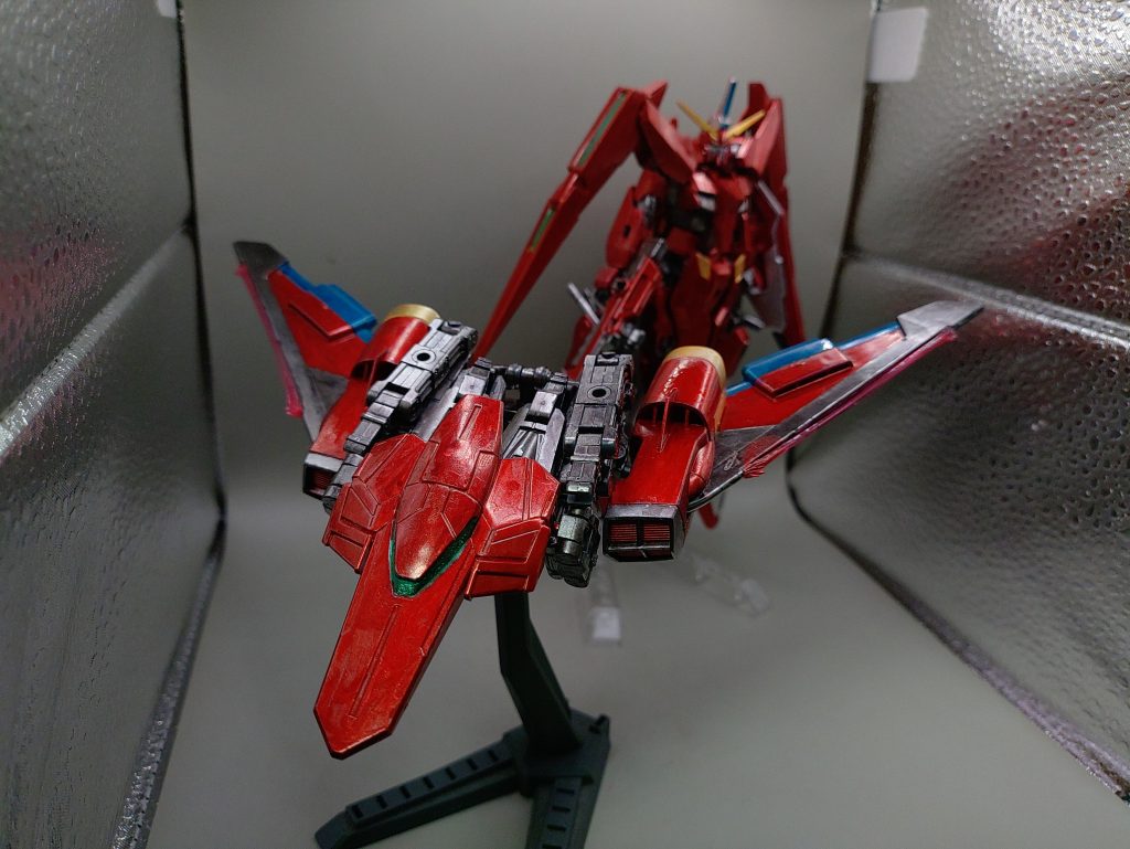 ◯ファトゥムi 分離ジャスティスの最大の特徴であるファトゥムの分離が可能です。ファトゥム01は大破したため一新されており、装備も変更されています。