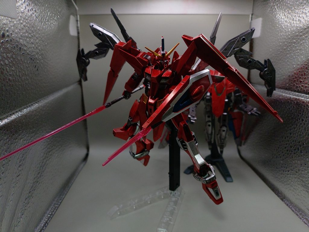 ◯本体MS形態(バックアップ分離時)ファトゥムを分離した状態です。腰のキャノン砲を変形させてバックアップにすることで、ファトゥムなしでも高速戦闘が可能です。