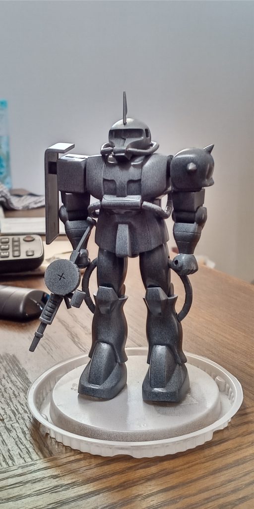 やはり缶スプレーは粒がでかいかな。真っ黒から進化しました。いかがでしょうか?