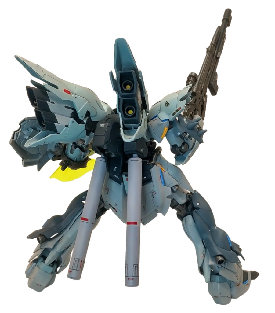 背面もぼちぼちディーテル入れています。