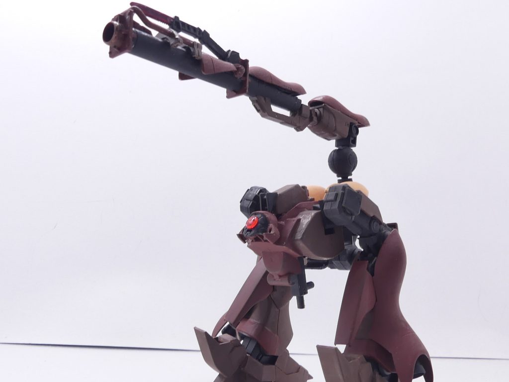 【ガンプラデータ:モンスーツ・サイクロプス】ベース:HGBD-R ν-ジオンガンダムこちらはおまけ同然に現れたサイクロプス。製作はモンスーツ・ガンダムと同じ最初の方。製作中では一度上げましたが、νジオンを砲台モンスター化と後日公開の合体のために合体パーツ化した存在です。キットとしてはほぼ全てのパーツがνジオンから。2021年のキャンペーン入手をようやく使えました。