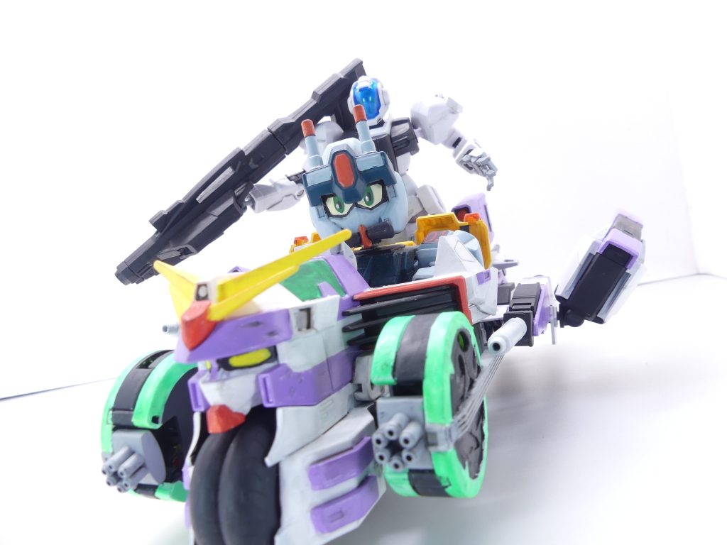 こちらはガンプラオンリーというFTBコンの(というか昨今のSNS系ガンプラ投稿企画の)仕様に沿ったもの。昨今、30MLの使用不可とかは露骨に書かれるようになってきたよね。・・・これを組んでいるとき、当のサラハチは・・・ガンダムベース東京のビルドコンペで展示されていました・・・製作ストーリーで。
