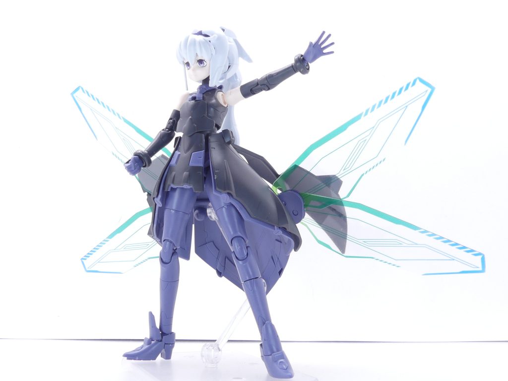 おまけネタだけどガンダムベース限定で再版された(黒)サラちゃん。説明書に露骨に書いてある「余る」パーツは月光蝶エフェクト装備用。現在では販売されていませんが・・・サイバーエフェクトだと写真のような代用が可能です。余談ですが、GBNW世界のGBNはその後いくつかの紆余曲折があって「ビルドメタバース」の様な世界に進化していった、という脳内設定です。「ビルドメタバース」、「ビルドダイバーズ」の一部ビジュアルを転用している場面もあったので一応ね。そして、このキルゴアとの出会いも、ある意味ではGBNの進化の必要性だったのかも、しれない・・・?GUNSTAへの投稿は今後少なくなります。しばらくはビルドシリーズを中心にした再投稿が続きそうですが・・・今後、アルザス達がメタバース世界で出てくることが、あるかも・・・ほらそこにビルドシリーズコンが・・・・・・このようなシリーズ投稿は最後?いや、考えてはいます(黒サラちゃんも使えそうだったので、そしていつ使うか解らないのでとりあえず買っておいた)。SD中心になりそうですがいつになるかは解りません。気長に、気長にお待ちください・・・(「GBNWeapons」完。ブログでの真の完結改「GBNWができるまで」は集合写真を撮りたいので後日)