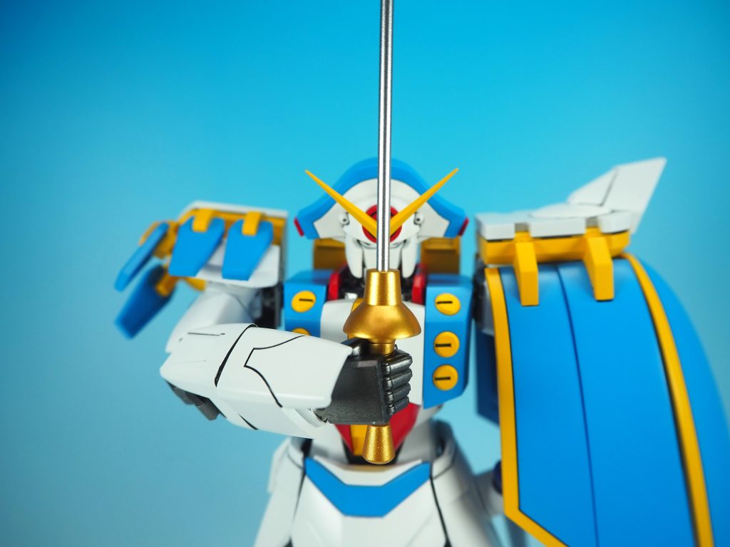 シュバリエサーベル抜刀時抜刀状態のビームを纏っていない刃をプラ棒から製作