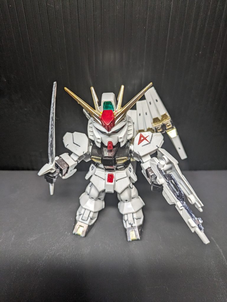 初SD νガンダムとサザビー–2枚目/制作者：low