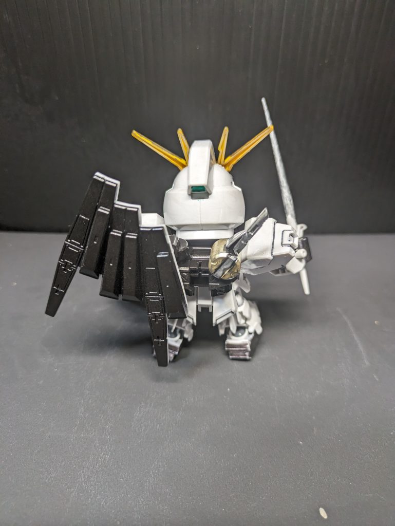 初SD νガンダムとサザビー–3枚目/制作者：low