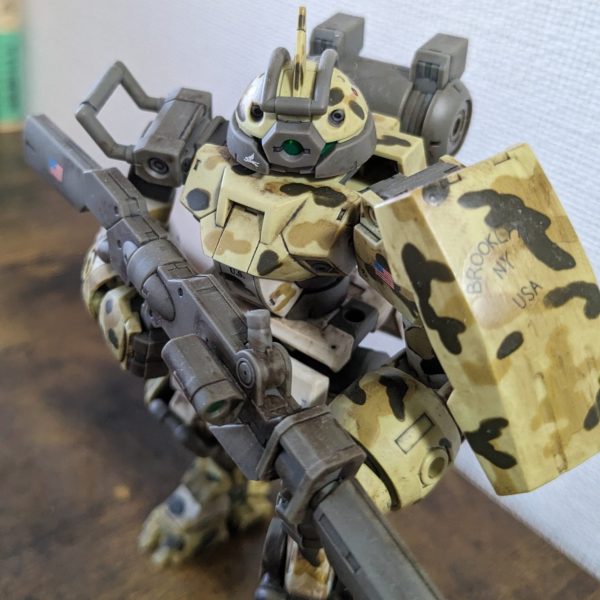 迷彩デミトレーナー