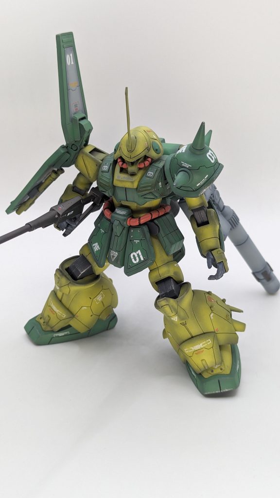 塗装して完成してみたら、マラサイって意外とカッコ良いじゃない〜って思いました。😆