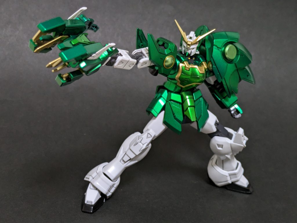 ドラゴンハング・改バンシィのアームド・アーマーVNを切り貼りして大型化