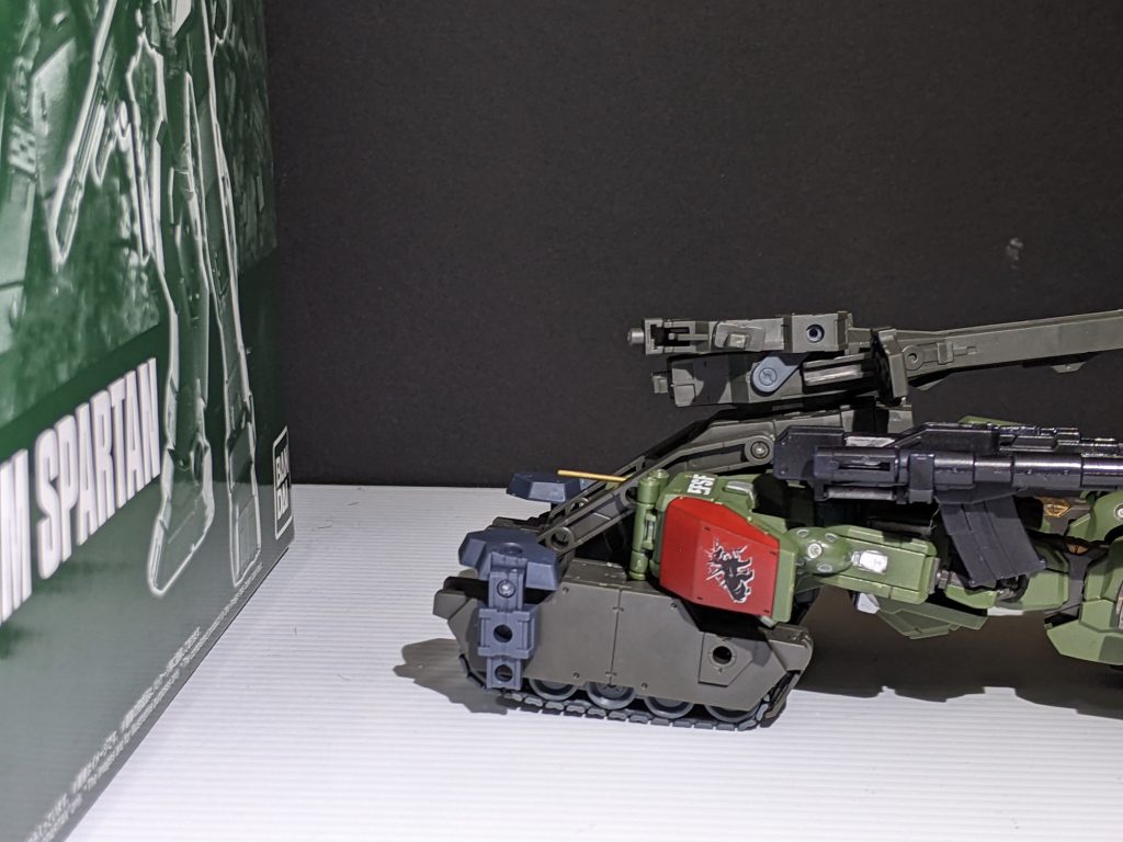 では早速MS形態へ！（こちらも尺で没化したやーつ）