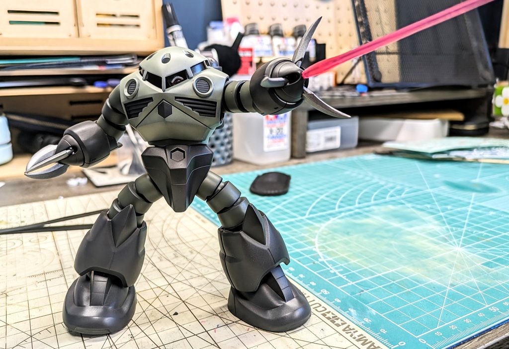 ビームサーベルエフェクトを使用しメガ粒子砲を再現。黄色のビームサーベルエフェクトは無かった。