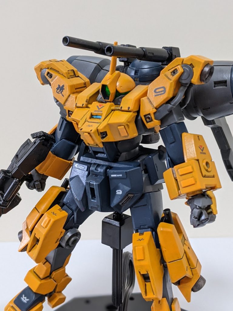 オレンジイエロー筆塗りなんですが、薄く重ね塗りを意識してましたが…厚塗りになってました(T_T)イエローとかホワイト系は難しいですね💦