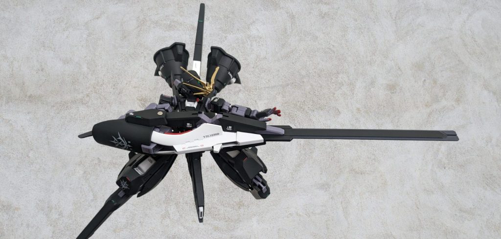 追加ブースター基部は接着なので外せませんが、素体っぽくなれます😄