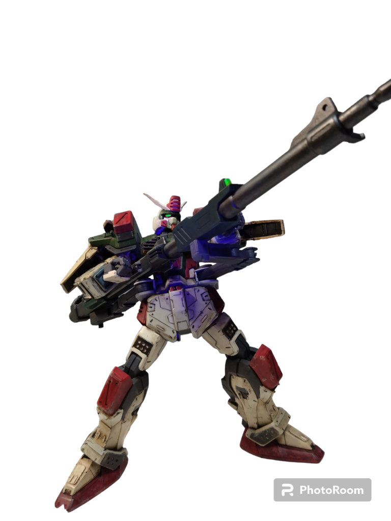 超高インパルス長射程狙撃ライフルって言うらしい。を構える！　銃の蛍光グリーンの部分はグリーンのランナーをカットして使用。