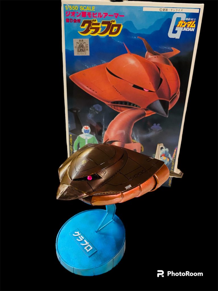 ベースはメタブルーで仕上げました。