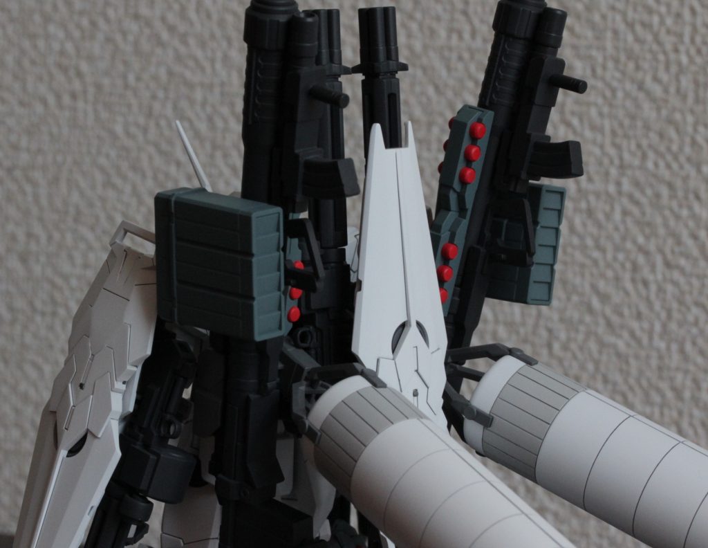 ただ、作るの大変💦特にビームガトリング6丁の合わせ目消しは死にました(笑)