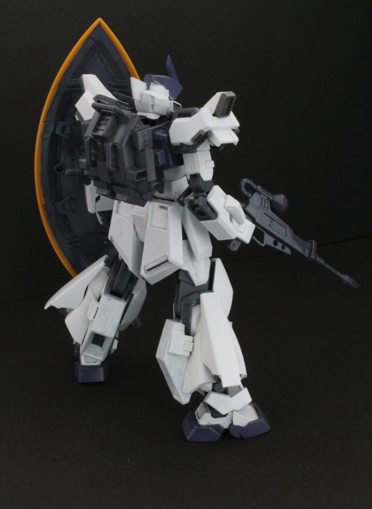 本機用に制作された高機動型パックも用意し、ゲルググタイプでの高機動戦にも対応できるようにしている。