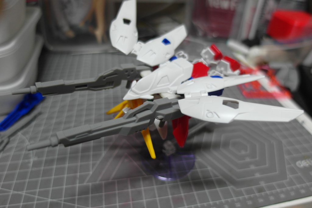 変形ブラケット