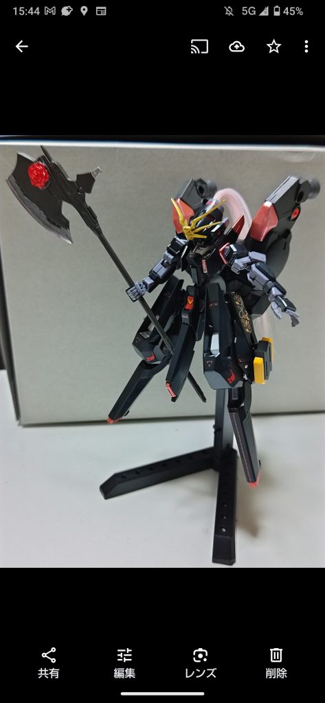 薔薇付きの斧を装備。