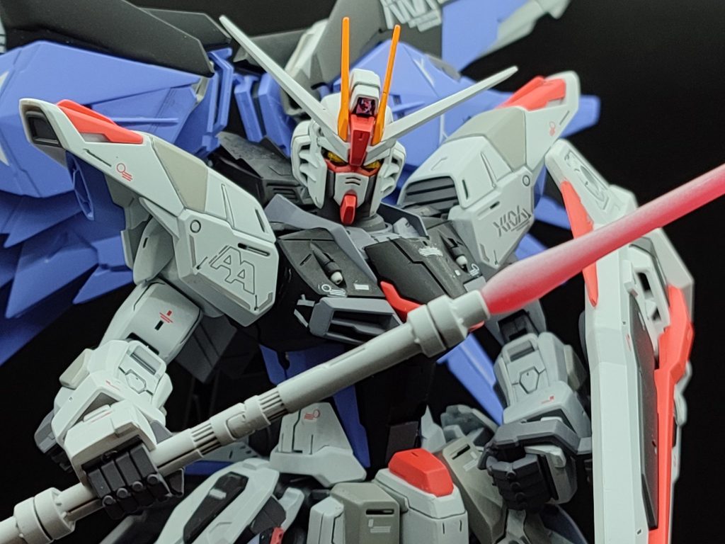 MG フリーダムガンダム Ver.2.0–3枚目/制作者：ひろりん