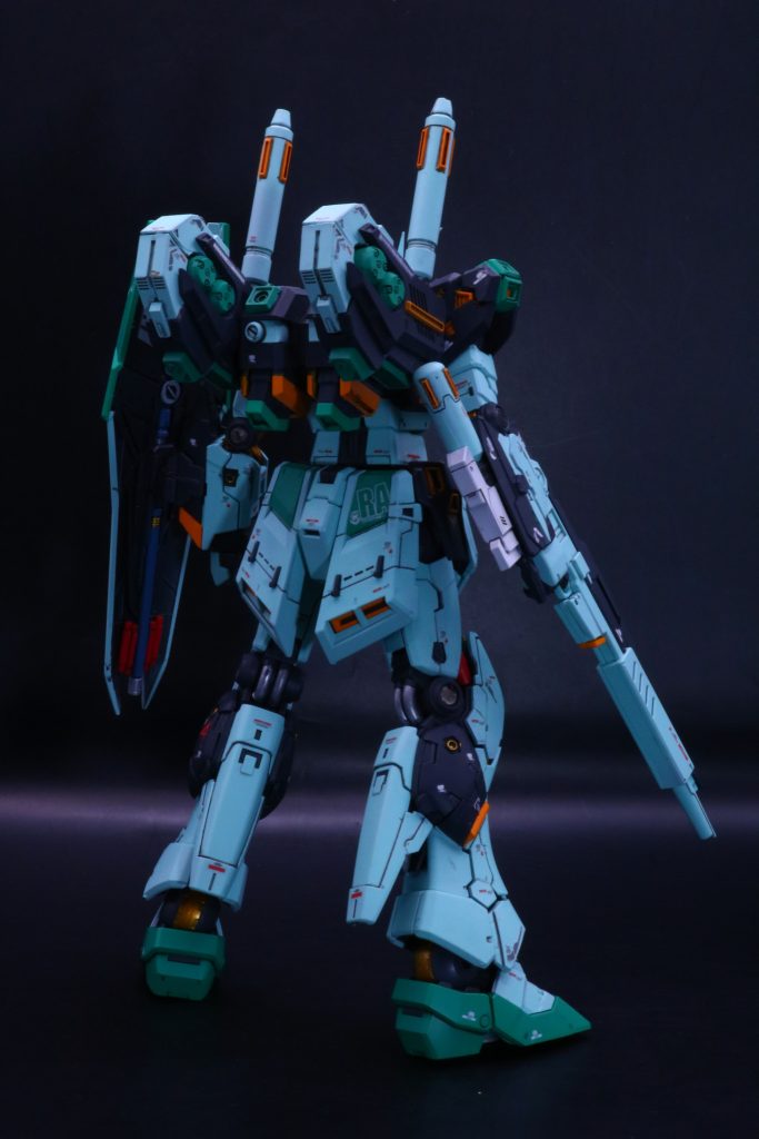 量産型νガンダム–3枚目/制作者：ココ助