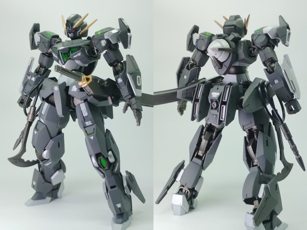 The suit is built for an aggressive melee combat playstyle to keep the enemy busy, with an added bonus of Aerial gundbits for range attacks.このスーツは、敵を忙しくさせるアグレッシブな近接戦闘のプレイスタイルのために作られており、範囲攻撃のためのエアリアルガンビットが追加されている。