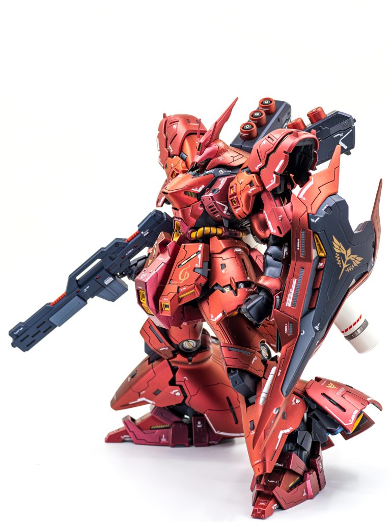 シールド周り、MG Ver.Kaぎみにスリットっぽいもの入れました。