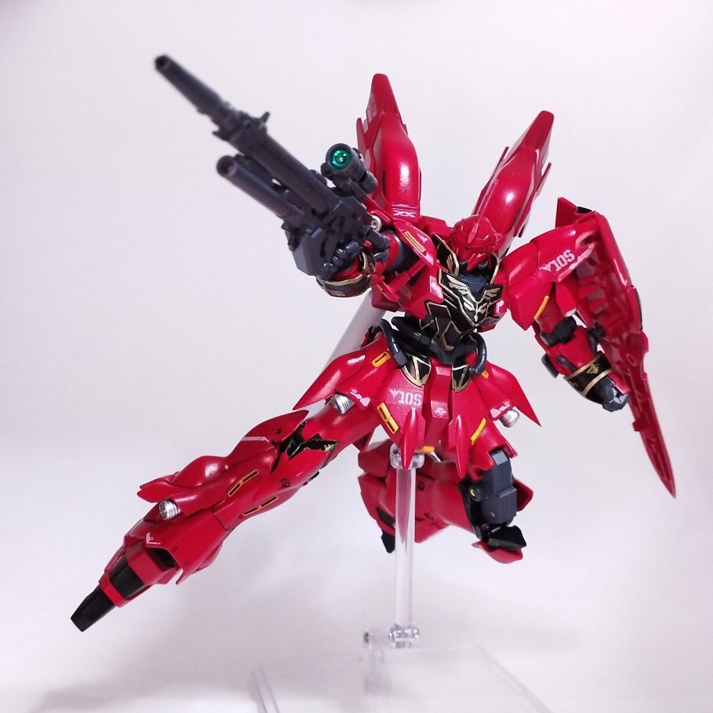 バトオペのガチャで出たときのポーズ派手めなアクションも似合います