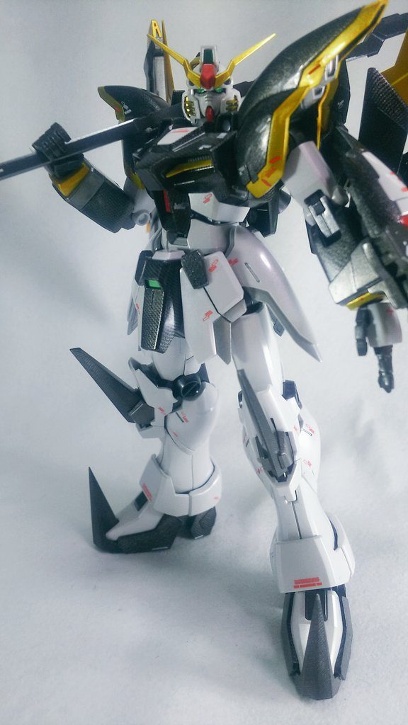 白い部分はホワイトパール塗装