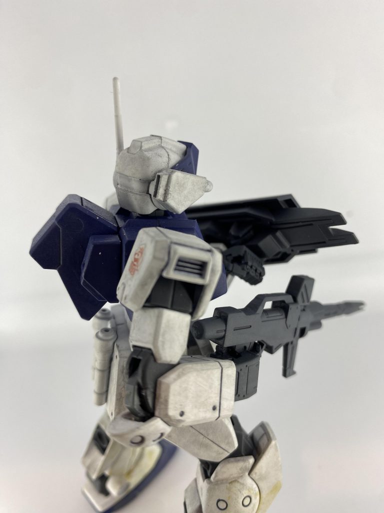 WD隊仕様のみの装備であるバルカンポッドは、なんか造形がさっぱりしていて寂しかったので、排熱ダクトと砲身を追加。ちょっとバルカンにしては口径が大きすぎたかも・・・