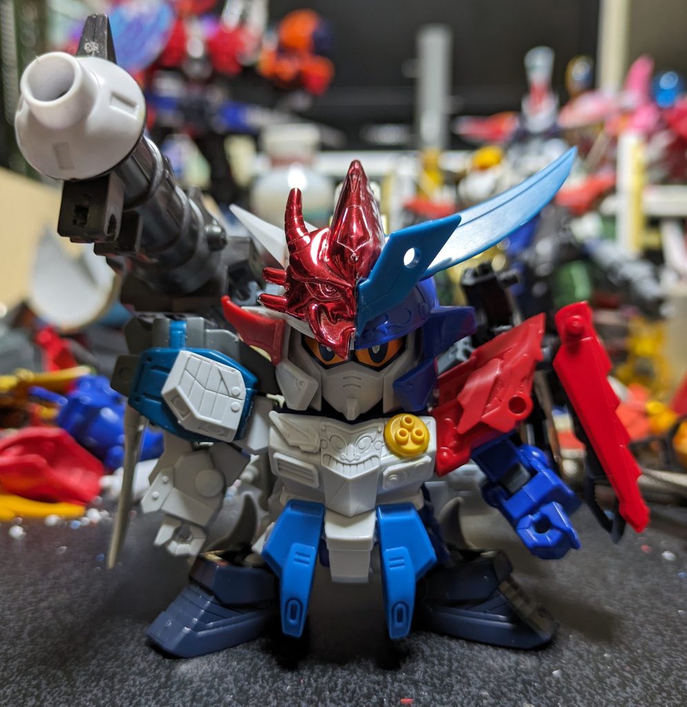 伊達政宗頑駄無の本体が余っていたので似合いそうなジャンクを付け作りました左右非対称ってカッコいいですよねロマンですよね