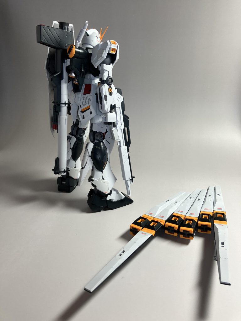 部分的にスーパースムースクリアー(つや消し)を吹きましたが、あれは卑怯です。犯罪です。質感アップに大きく役立ちました