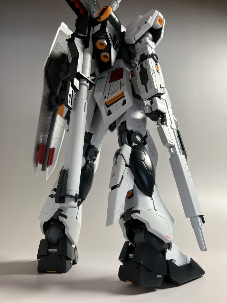 バックショット大型機体ですので、この角度からの見栄えは迫力があります