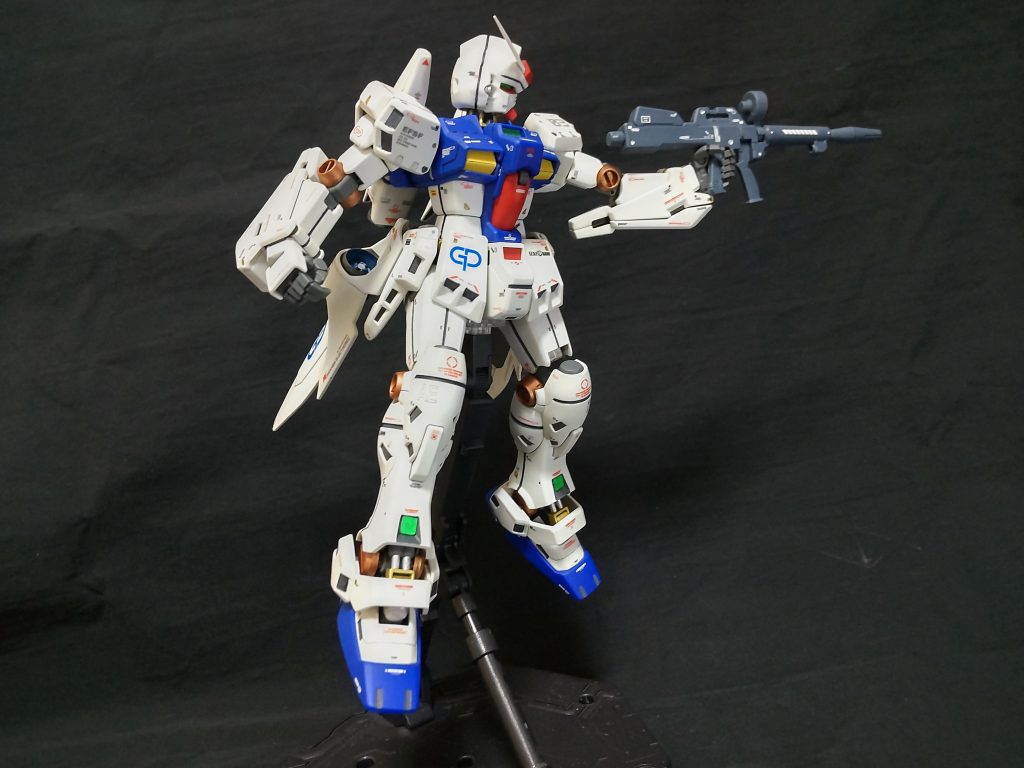 ビームライフル、乱射。劇中では、これぐらいですかね😃。ステイメン単体では、オープニングぐらいの活躍はなかったですね。