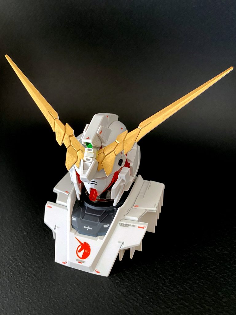 アンテナ基部の肉抜きは埋めた方が良かったと反省。