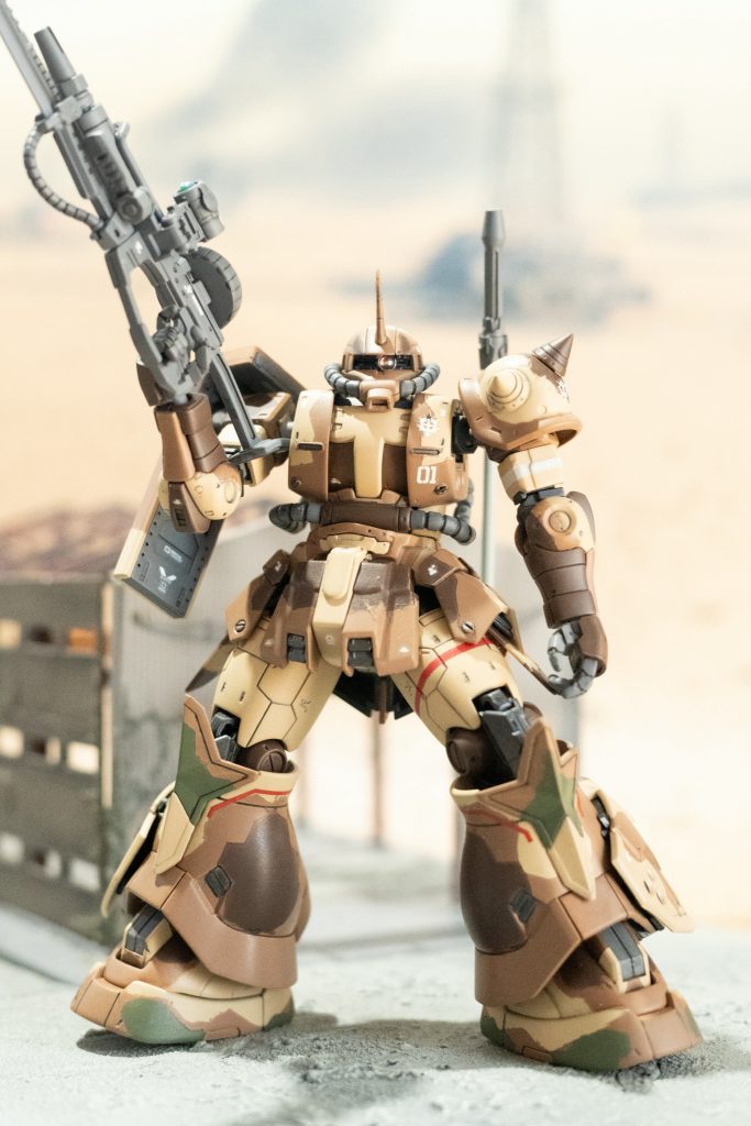 エグバ機、迷彩は付属デカールでなく塗分けで再現大変だった・・・ハンド＆ディティールは三角屋さんモノアイは始めてハイキューパーツ使用