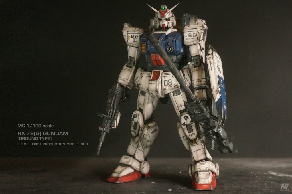 チッピングでの汚しを、目一杯したくて作りました。膝下やシールド下部などは、塗装の剥げを意識した汚しを、強めにしてます。