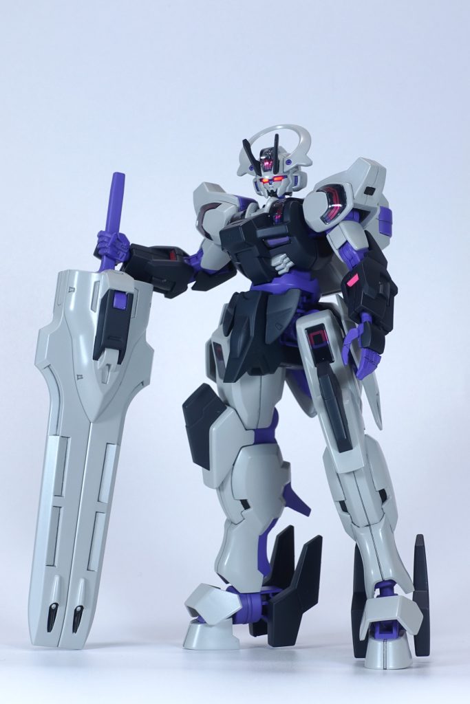 ホワイト部はグレーに寄せて半艶他は艶消しにして変化を持たせてみた