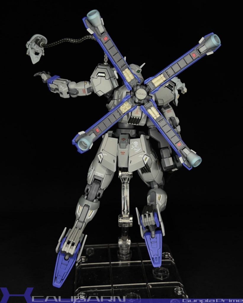 RGクロスボーンのXブースターはディテールもパーツ分割も充実。とても塗りやすくなりました。