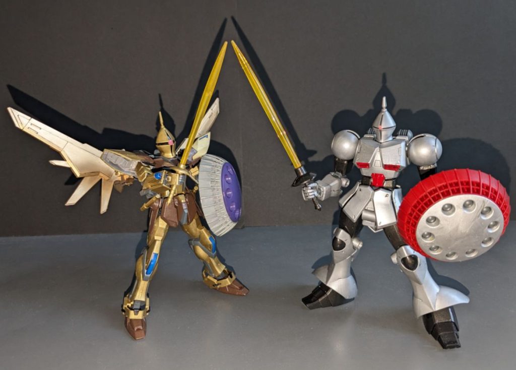 弟のタテオくんのギャンと並んで「金のギャン銀のギャン」です!