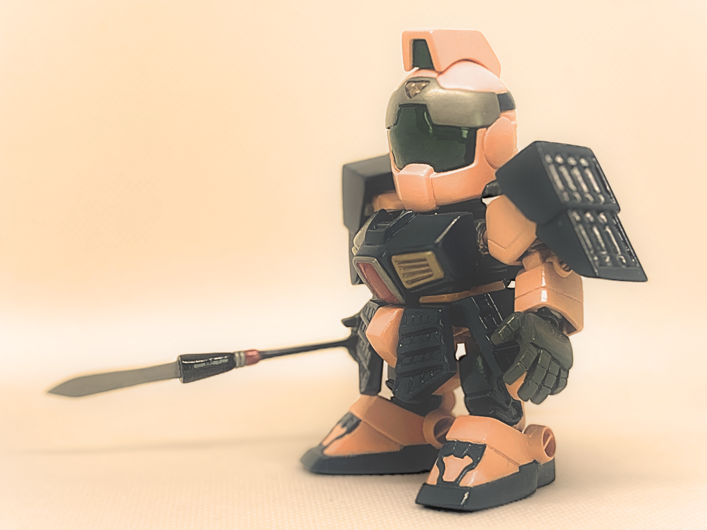 ○素材・頭部、脚部、腰部：　BB戦士373 LEGEND BB 武者頑駄無・胴体、腕部、足首：　SDガンダム 三国伝 001 真 劉備ガンダム・肩部：　BB戦士67 烈火武者頑駄無・槍：　BB戦士275 龍神導師 仁宇○塗装・Mr.フィニッシングサーフェイサー 1500 グレー・Mr.カラー 筆塗り・Mr.スーパークリアー つや消し○撮影・カメラ：iPhone SE (2022)・小型撮影ボックス ミニ撮影ボックス LEDライトボックス 簡易スタジオ 折り畳み 簡単組立て 持ち運び便利 小物 スタジオ 撮影 キット 背景布6枚付き USB給電 (2つのライトバー)使用○写真修正：Canva