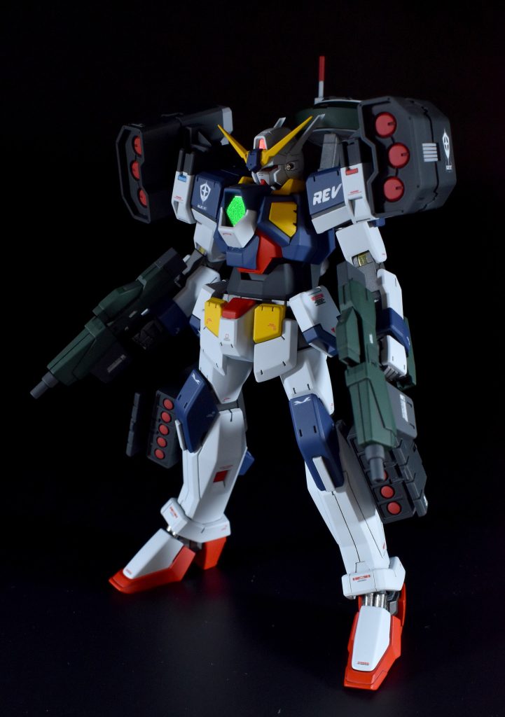 REVホークシャルドール・ホーク(https://gumpla.jp/hg/851018)の装備をした状態